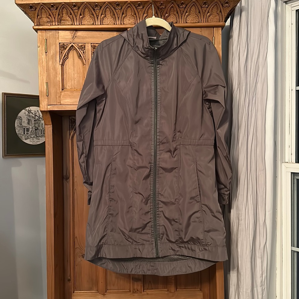 Women’s Athletic Works Lightweight Windbreaker Jacket